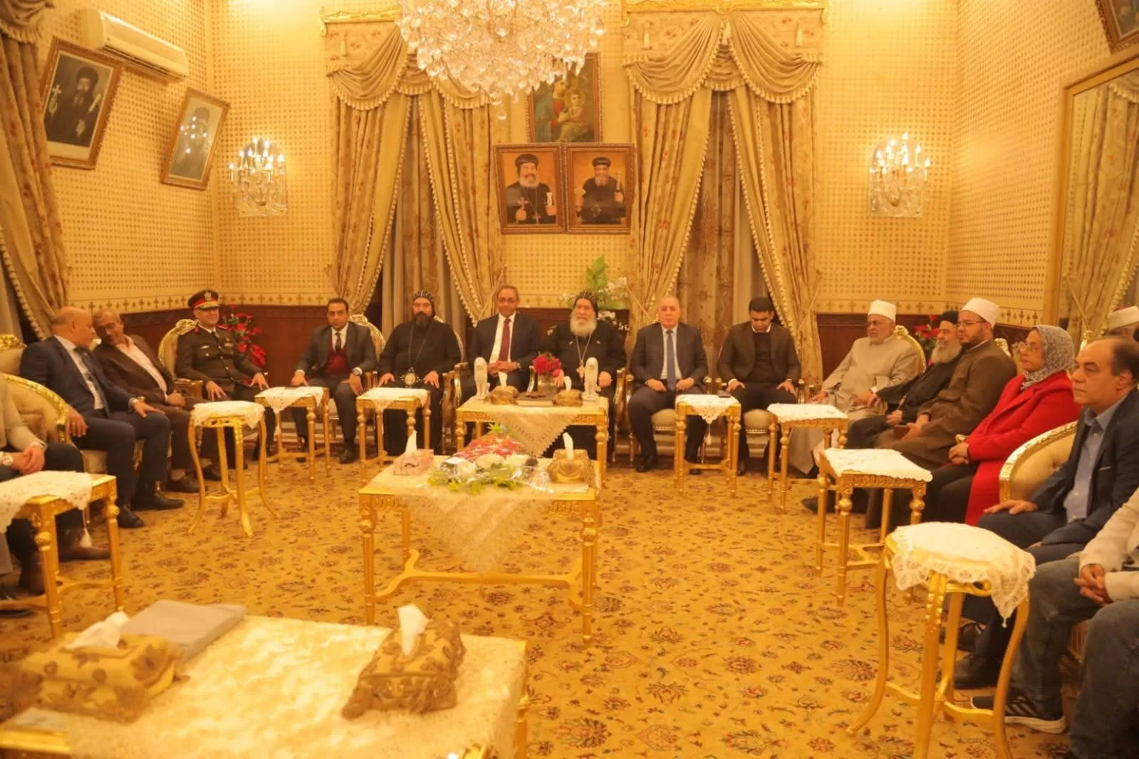 "عبدالحليم" يزور مطرانية الأقباط الأرثوذكس بقنا للتهنئة بعيد الميلاد المجيد 35 - جريدة المساء