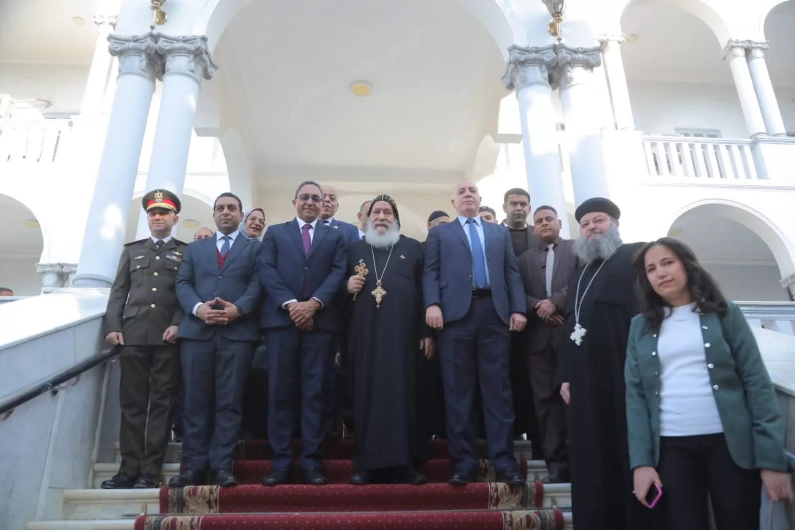 "عبدالحليم" يزور مطرانية الأقباط الأرثوذكس بقنا للتهنئة بعيد الميلاد المجيد 41 - جريدة المساء