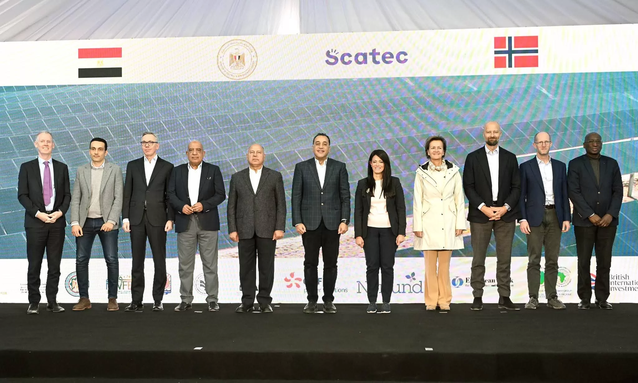 رئيس الوزراء يشهد توقيع اتفاقيات التمويل المبدئية لمشروع «Energy Valley» باستثمارات 1.8 مليار دولار على هامش افتتاح «أوبيليسك» للطاقة الشمسية بقنا 29 - جريدة المساء