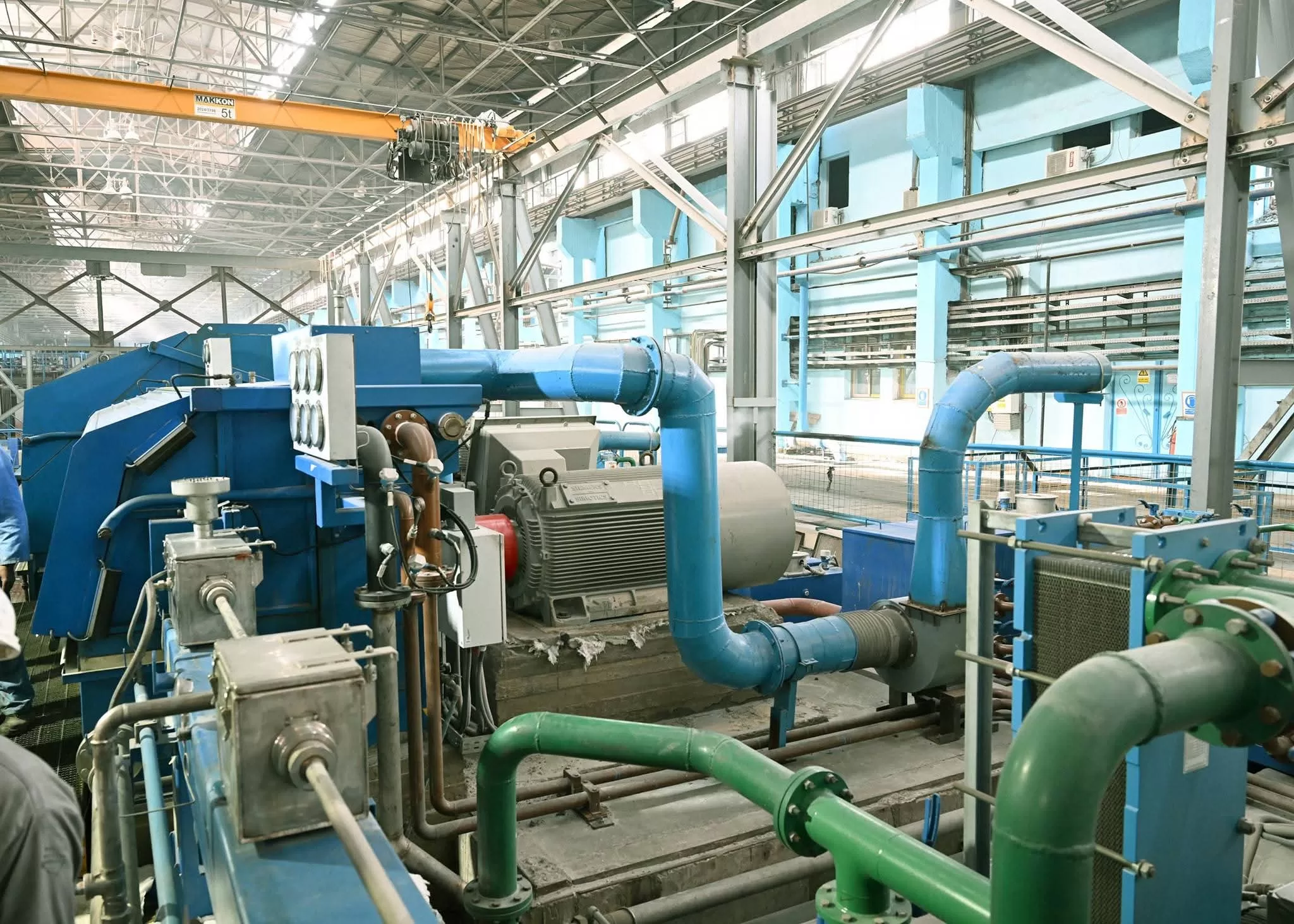 رئيس الوزراء يتفقد خط الإنتاج الجديد لـ "السلك" بشركة مصر للألومنيوم بطاقة 60 ألف طن سنويًا 40 - جريدة المساء