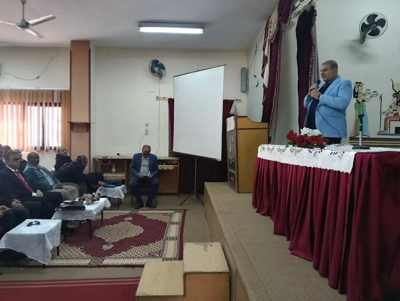 وكيل تعليم قنا يبحث الاستعدادات النهائية لامتحانات الشهادة الإعدادية 31 - جريدة المساء