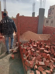 بالصور.. إزالة 11 حالة تعد بالبناء المخالف ب4 مناطق بمدينة أوسيم 61 - جريدة المساء