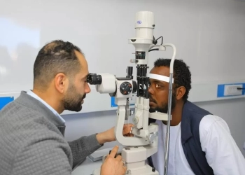 "صناع الخير" تنظم قافلة طبية شاملة بشلاتين لدعم الأولى بالرعاية 24 - جريدة المساء