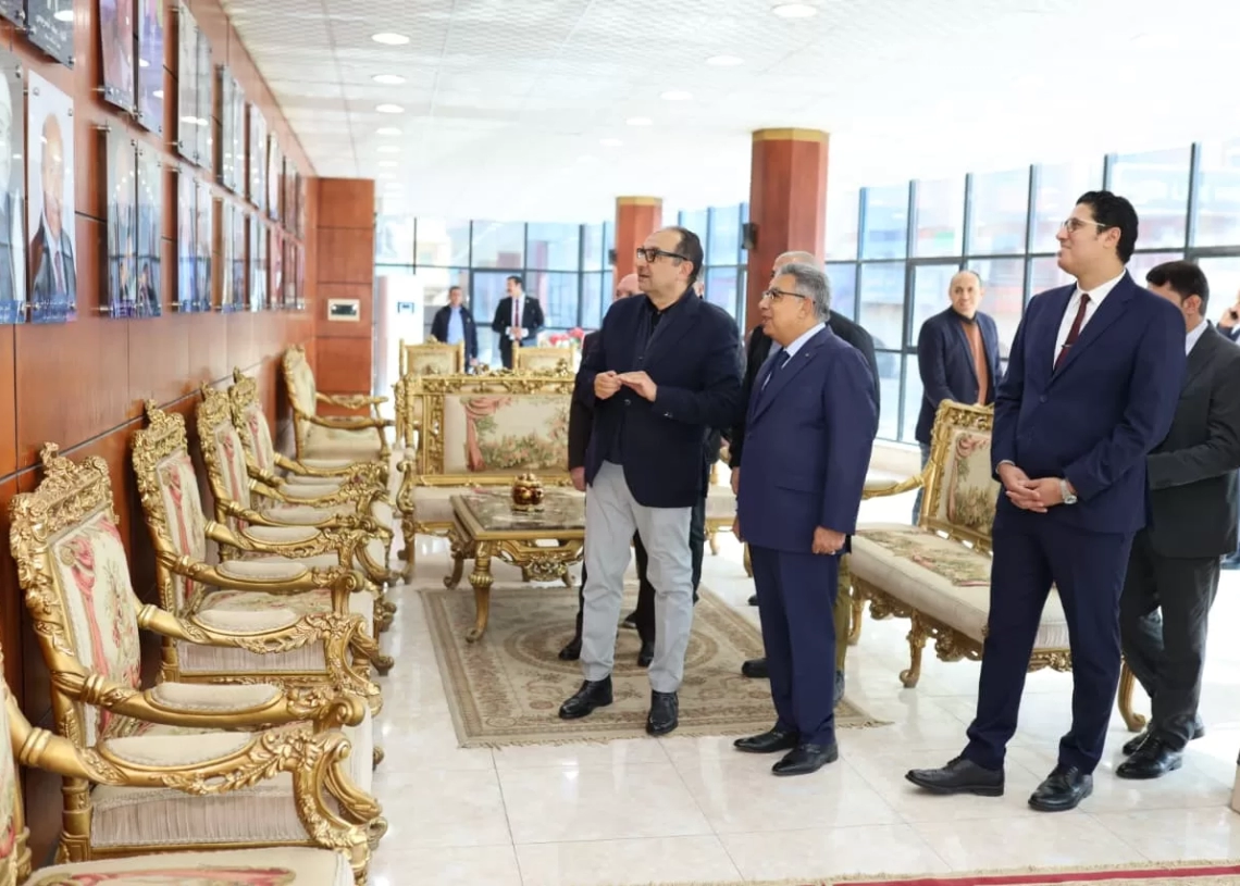 محافظ الدقهلية يستقبل وزير قطاع الأعمال لتعزيز التعاون 19 - جريدة المساء