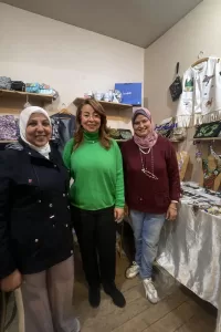 غادة والي تزور جناح القومي للمرأة بمعرض «ديارنا» بالجونة 19 - جريدة المساء