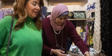 غادة والي تزور جناح القومي للمرأة بمعرض «ديارنا» بالجونة 1 - جريدة المساء