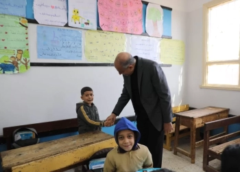 محافظ المنيا يتفقد مدرسة بني حسن الشروق 27 - جريدة المساء