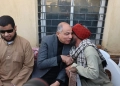 «محافظ المنيا يستجيب لطلبات البسطاء ويجبر خواطرهم.. وأهالي القرية يدعون له بالستر» 17 - جريدة المساء