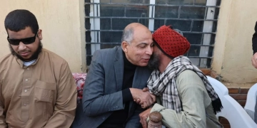 «محافظ المنيا يستجيب لطلبات البسطاء ويجبر خواطرهم.. وأهالي القرية يدعون له بالستر» 1 - جريدة المساء