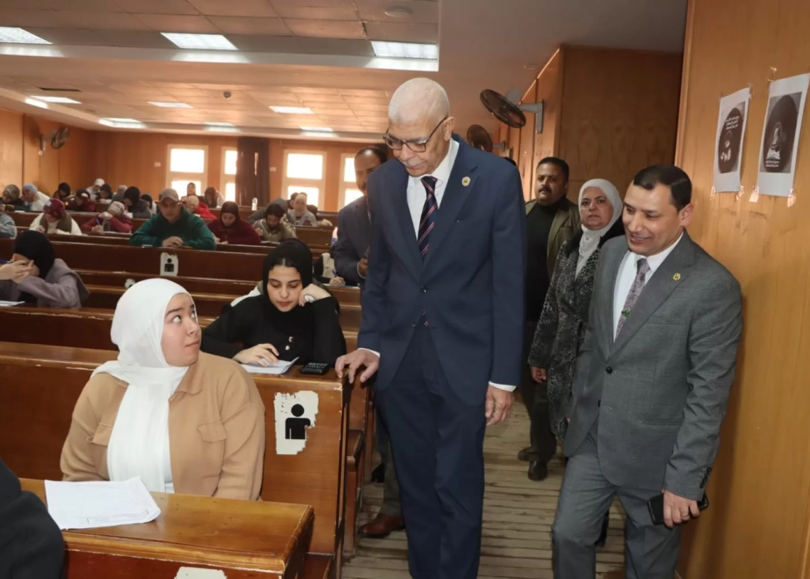 رئيس جامعة المنوفية يتفقد امتحانات كلية العلوم الصحية 20 - جريدة المساء رئيس جامعة المنوفية يتفقد امتحانات كلية العلوم الصحية 19 - جريدة المساء