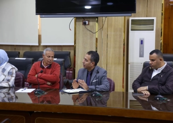 محافظ كفرالشيخ يستعرض الموقف التنفيذي لمشروعات التوسع فى خدمات الصرف الصحي بالمحافظة 26 - جريدة المساء