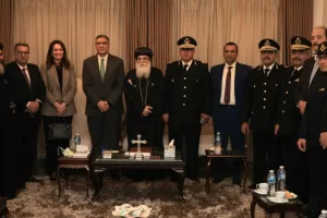 محافظ الجيزة يهنئ أقباط أكتوبر وأوسيم بعيد الميلاد المجيد 32 - جريدة المساء