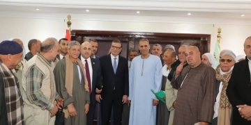 وزير الزراعة يستقبل عدد من مزارعي ومنتفعي الإصلاح الزراعي.. ويوجه بصرف الأسمدة.. 1 - جريدة المساء