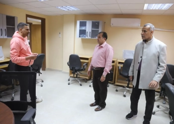 رئيس جامعة قنا يتفقد وحدة المعامل البحثية ويشيد بدورها في دعم البحث العلمي 29 - جريدة المساء