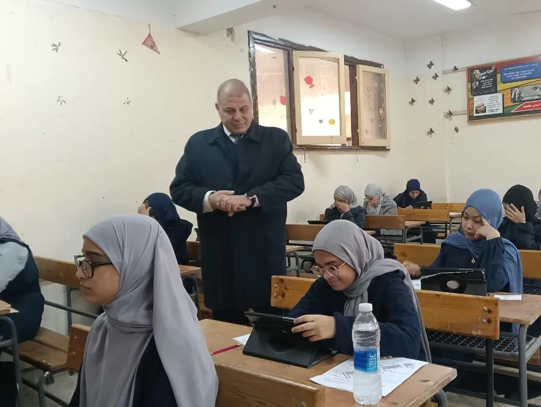 وكيل تعليم قنا يتفقد لجان الامتحانات في جولة مفاجئة 17 - جريدة المساء