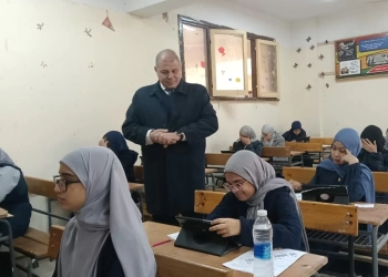 وكيل تعليم قنا يتفقد لجان الامتحانات في جولة مفاجئة 27 - جريدة المساء