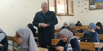 وكيل تعليم قنا يتفقد لجان الامتحانات في جولة مفاجئة 1 - جريدة المساء
