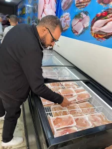 ضبط 75 طن مصنعات لحوم ودواجن فاسدة خلال شهر في الجيزة 45 - جريدة المساء