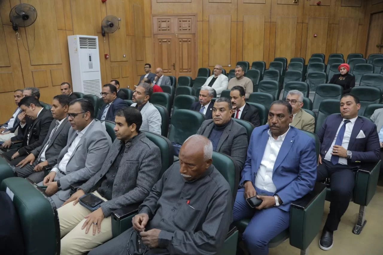 وزير الاستثمار: فريق عمل مع قنا خلال 3 أسابيع لحل مشكلات المستثمرين ودعم التصدير  39 - جريدة المساء