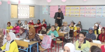 مدير "تعليم الجيزة" يستأنف متابعة لجان الامتحانات بجولة في إدارتي أطفيح والصف 1 - جريدة المساء