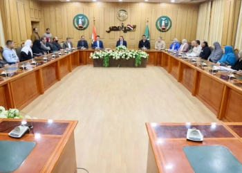 مساعدات مالية و عينية لـ (20) حالة إنسانية و كرسي متحرك لمريض" داء الفيل ".. بالمنوفية 26 - جريدة المساء مساعدات مالية و عينية لـ (20) حالة إنسانية و كرسي متحرك لمريض" داء الفيل ".. بالمنوفية 25 - جريدة المساء