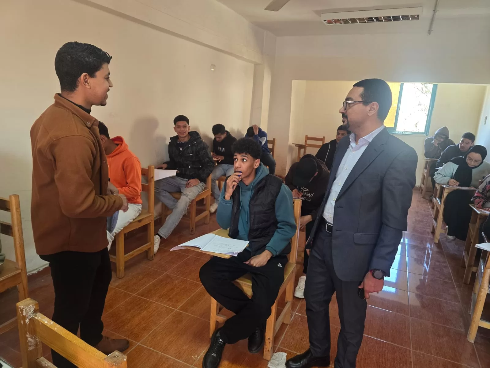 انتهاء امتحانات الفصل الدراسي الأول بالمعهد الفني الصحي بقنا 25 - جريدة المساء