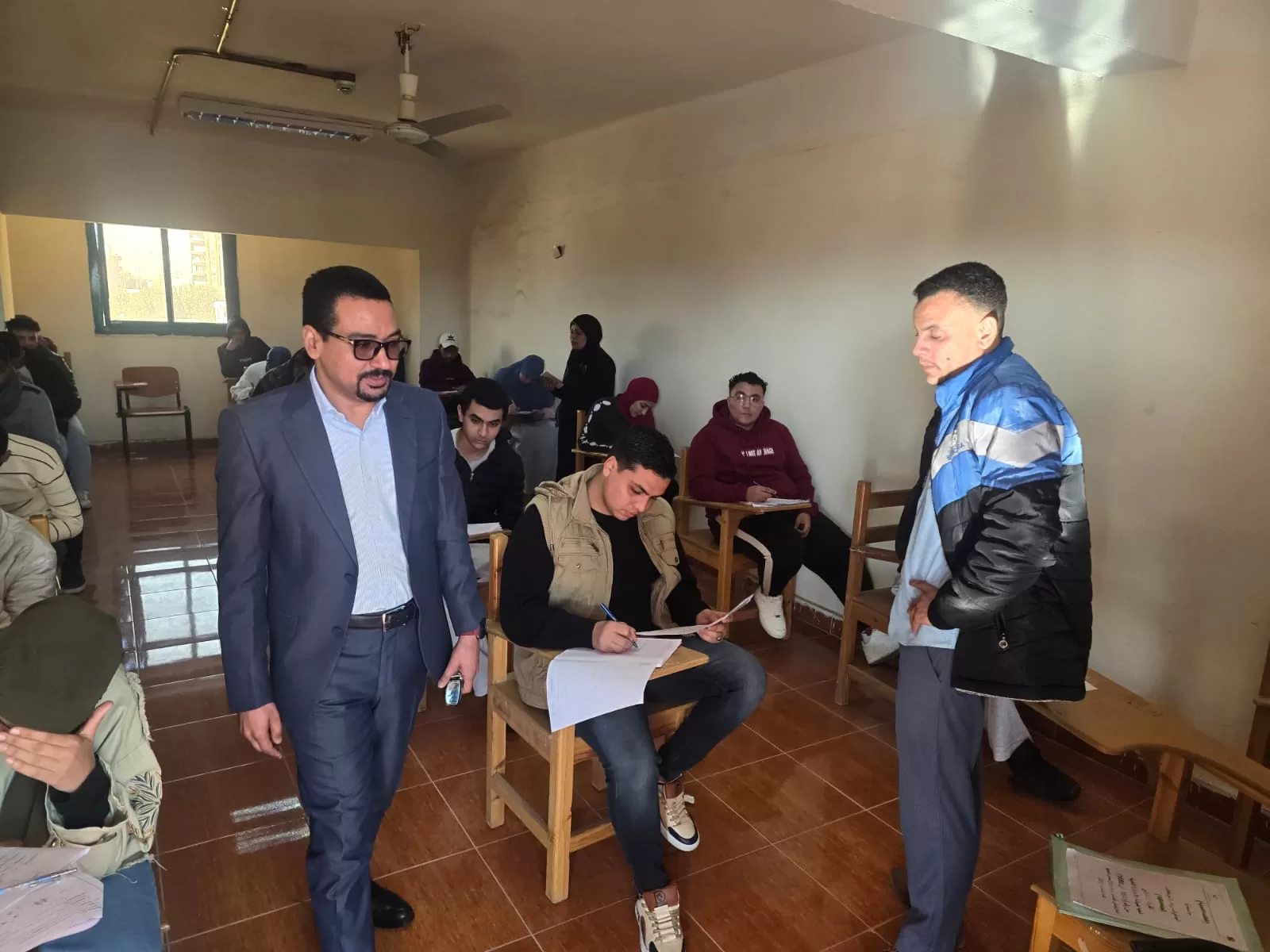 انتهاء امتحانات الفصل الدراسي الأول بالمعهد الفني الصحي بقنا 29 - جريدة المساء