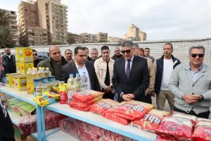 محافظ الجيزة يفتتح سوق اليوم الواحد في إمبابة 22 - جريدة المساء