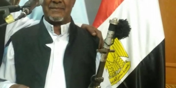 محافظ أسوان ينعى الحاج " عوض هدل " شيخ مشايخ البشارية 1 - جريدة المساء