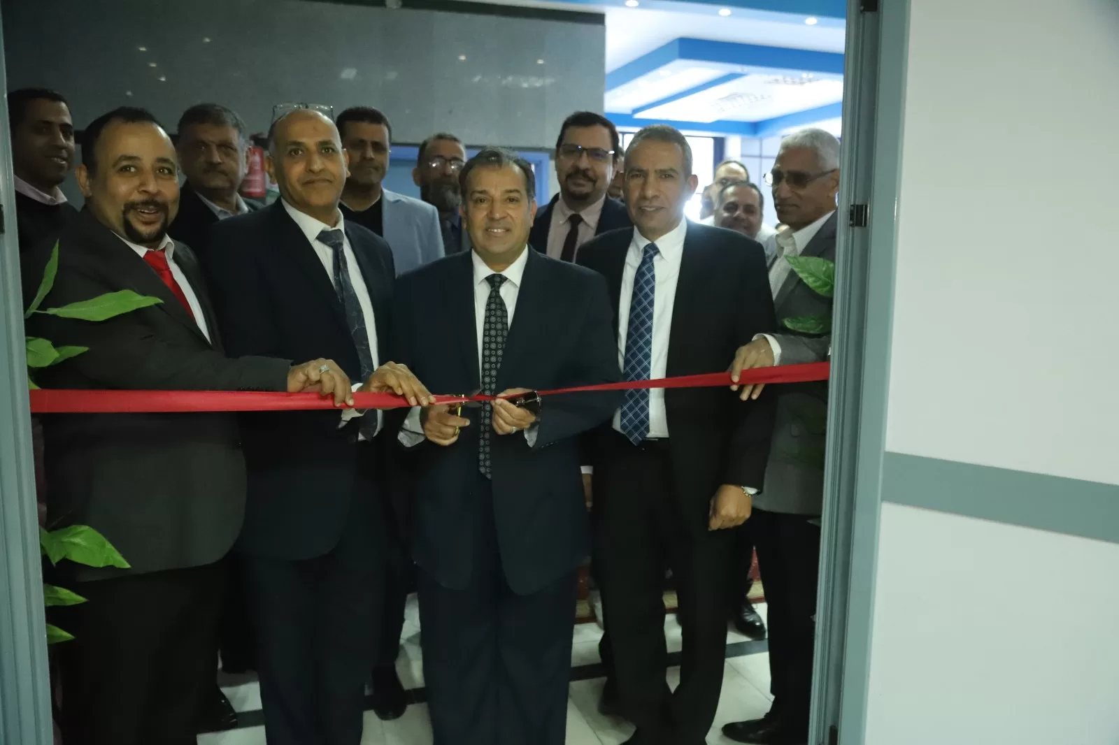 رئيس جامعة قنا يفتتح قسم طب وجراحة العيون الجديد بالمستشفى الجامعي 27 - جريدة المساء