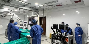 نجاح أول إجراء كيّ العقد العصبية بإقليم القناة بالتأمين الشامل 1 - جريدة المساء