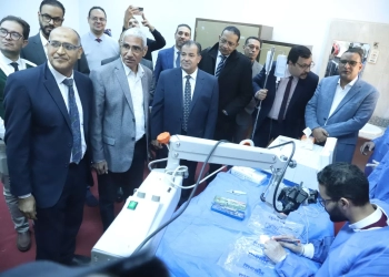 رئيس جامعة قنا يفتتح قسم طب وجراحة العيون الجديد بالمستشفى الجامعي 23 - جريدة المساء