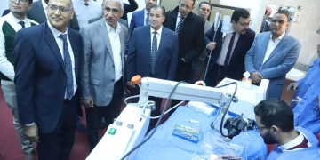 رئيس جامعة قنا يفتتح قسم طب وجراحة العيون الجديد بالمستشفى الجامعي 1 - جريدة المساء