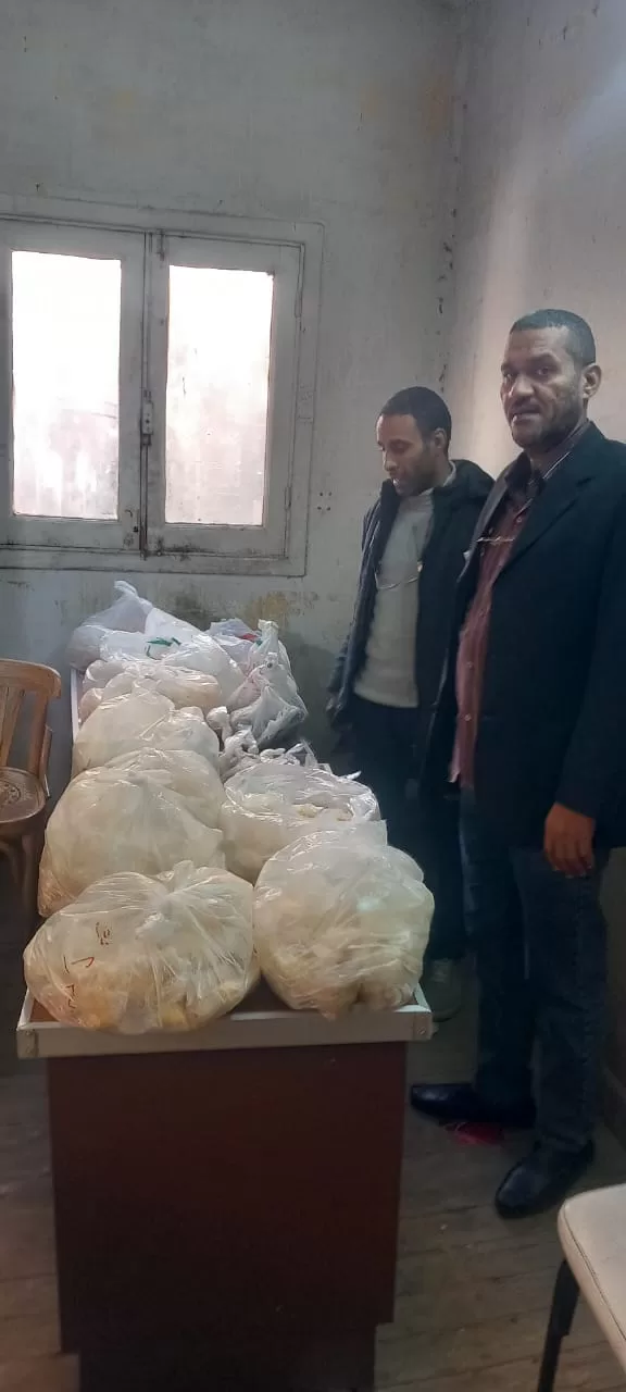 ضبط أغذية منتهية الصلاحية ومجهولة المصدر خلال حملة تموينية بقوص 37 - جريدة المساء