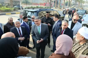محافظ الجيزة يتفقد سير امتحانات الشهادة الإعدادية بمدارس العلم النافع بالهرم 20 - جريدة المساء