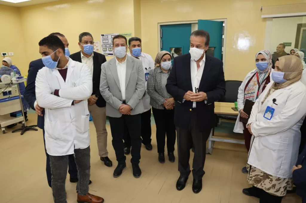 "عبد الغفار" يتفقد مستشفيات المنوفية ويوجه بتسريع المشروعات الصحية 25 - جريدة المساء