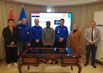 اتفاقيه تعاون لتصدير الزجاج الهندسي المصرى إلى كوت ديفوار دعمًا لرؤية مصر 2030 26 - جريدة المساء