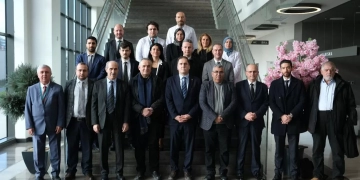 وفد من قيادات وزارة الصحة زار عددا من المنشآت الطبية بتركيا 1 - جريدة المساء