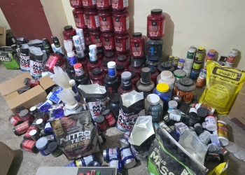 غلق منشأة مخالفة لتعبئة المكملات الغذائية مجهولة المصدر بالطالبية.. صور 22 - جريدة المساء