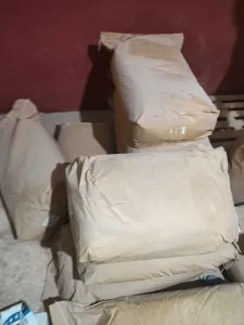 غلق منشأة مخالفة لتعبئة المكملات الغذائية مجهولة المصدر بالطالبية.. صور 31 - جريدة المساء