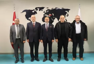 رئيس المستشفيات التعليمية ومساعد الوزير للمشروعات القومية زارا 4 مدن طبية فى  تركيا 21 - جريدة المساء