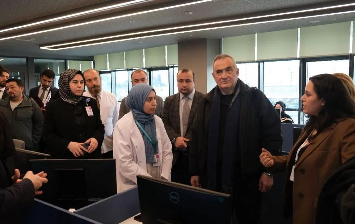 رئيس المستشفيات التعليمية ومساعد الوزير للمشروعات القومية زارا 4 مدن طبية فى  تركيا 19 - جريدة المساء