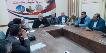 وكيل تعليم قنا يشدد على منع اصطحاب الهواتف المحمولة داخل اللجان للطلاب والمراقبين 2 - جريدة المساء وكيل تعليم قنا يشدد على منع اصطحاب الهواتف المحمولة داخل اللجان للطلاب والمراقبين 1 - جريدة المساء