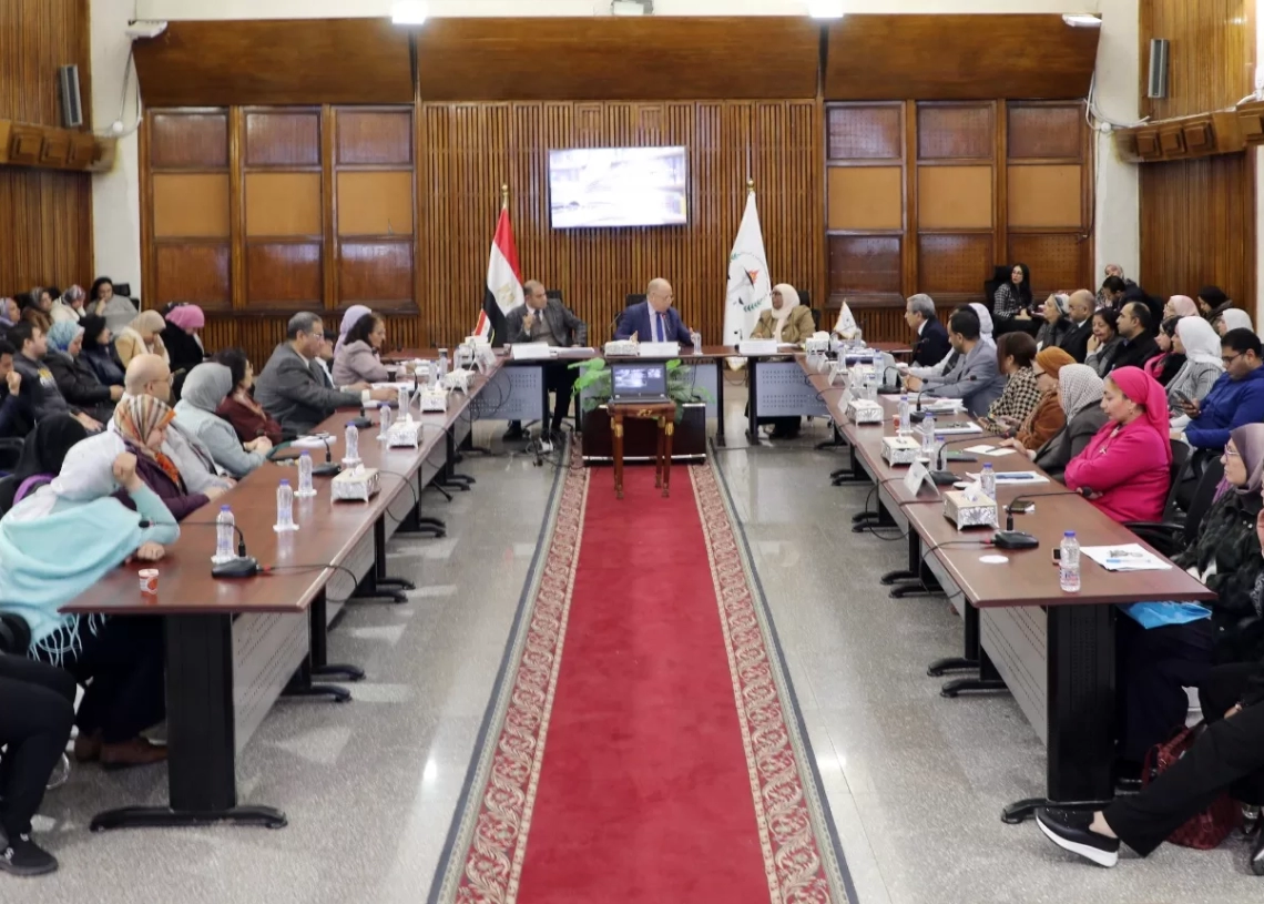 القومي للبحوث يرصد تحولات اهتمامات القراء في معرض القاهرة الدولي للكتاب 17 - جريدة المساء