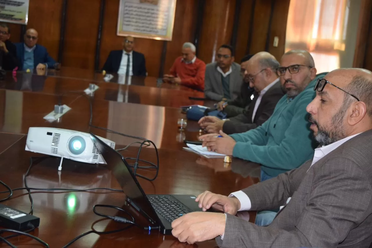 «الديب» عضوًا باللجنة الاستشارية العليا لكلية طب قنا 23 - جريدة المساء