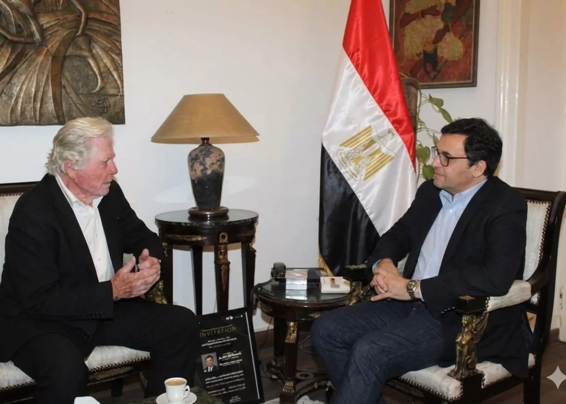 وزير الثقافة يستقبل حسين فهمي وفريق مهرجان القاهرة السينمائي لبحث الاستعدادات للدورة الـ47 19 - جريدة المساء