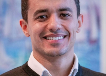 تعيين خالد صلاح قائداً لمسيرة نمو افيفا في أفريقيا 27 - جريدة المساء