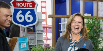 السفارة الأمريكية تشارك في معرض الكتاب 2 - جريدة المساء السفارة الأمريكية تشارك في معرض الكتاب 1 - جريدة المساء