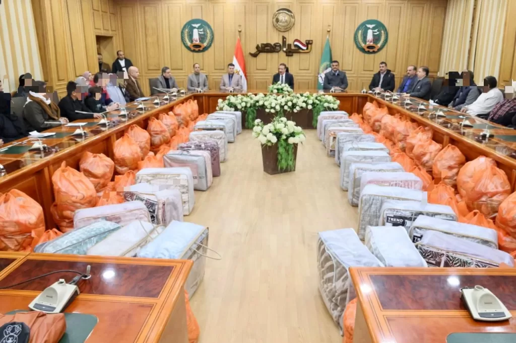 مساعدات مالية وعينية لـ 60 من الأسر الأكثر احتياجا بالمنوفية 21 - جريدة المساء
