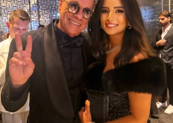 زينة توثق رحلتها إلى دبي وتكشف تفاصيل لقائها بفان دام وزيارتها متحف توسو 25 - جريدة المساء